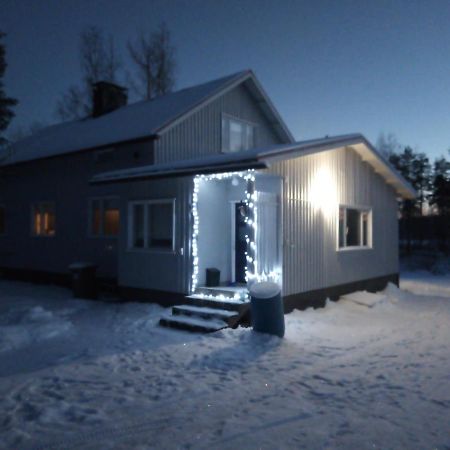 Inha Holiday House Эхтяри Экстерьер фото